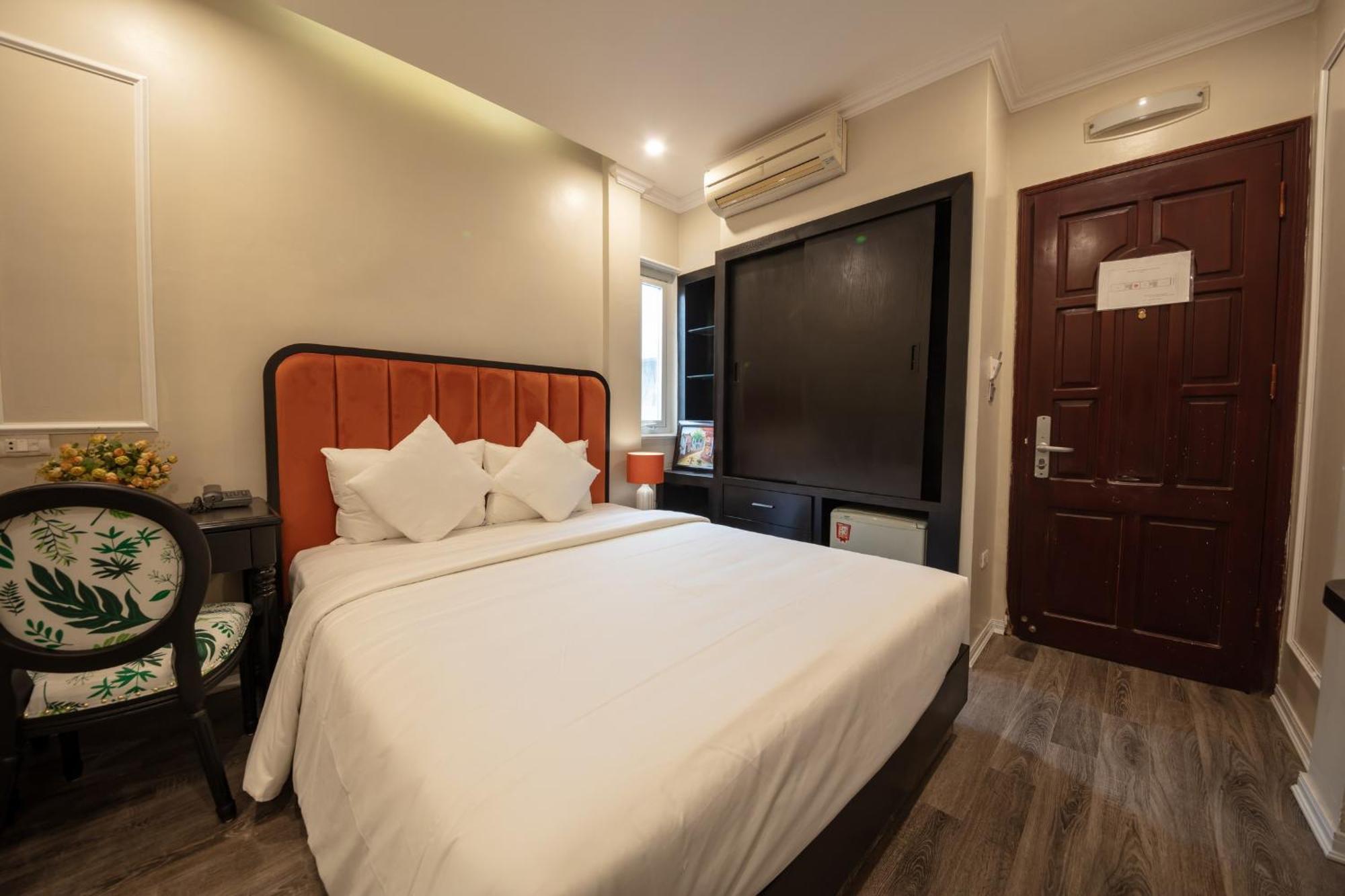 Omina Hanoi Hotel & Travel Exteriör bild