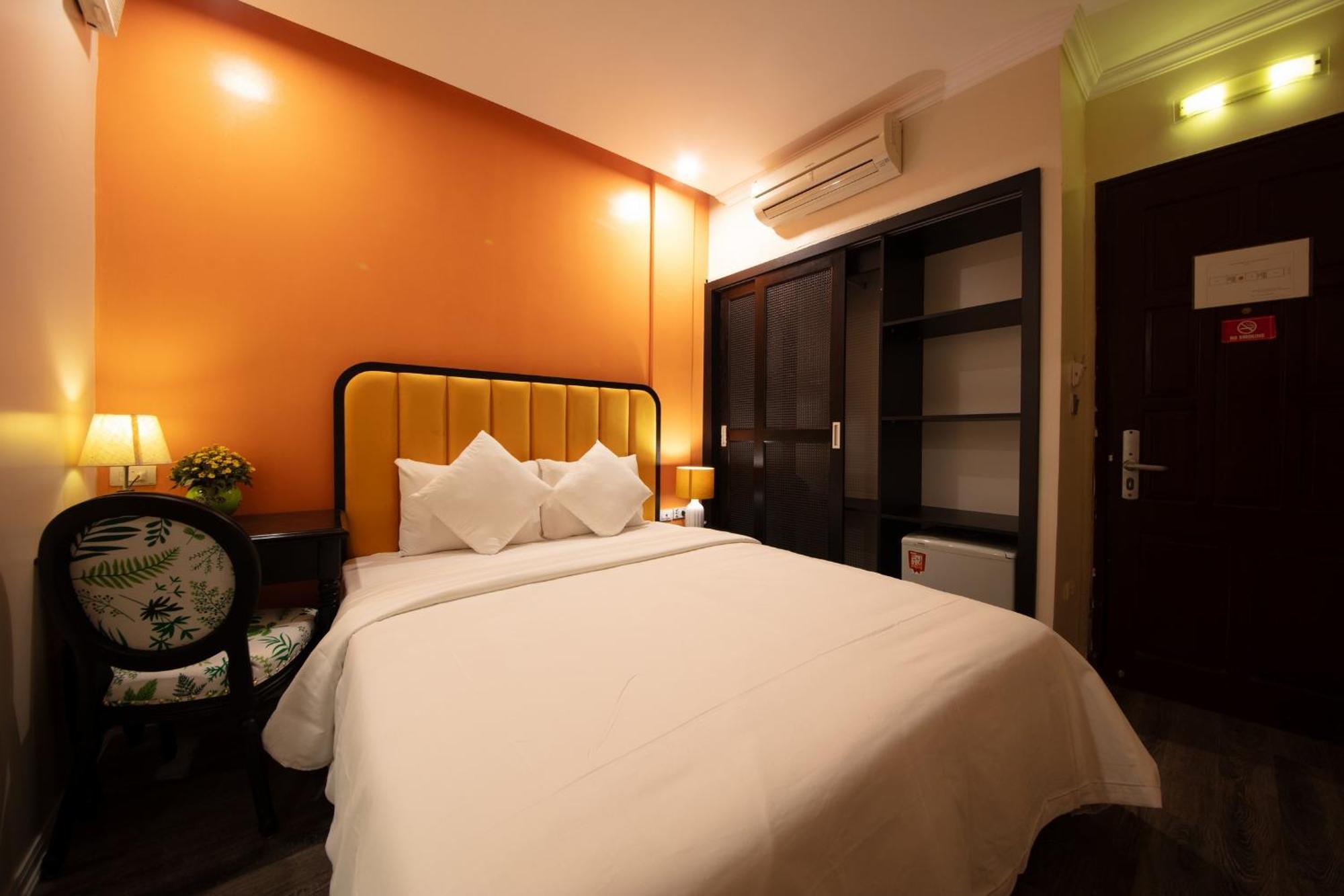 Omina Hanoi Hotel & Travel Exteriör bild