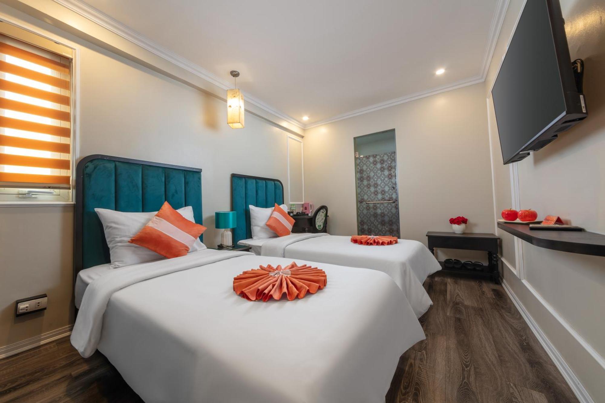 Omina Hanoi Hotel & Travel Exteriör bild