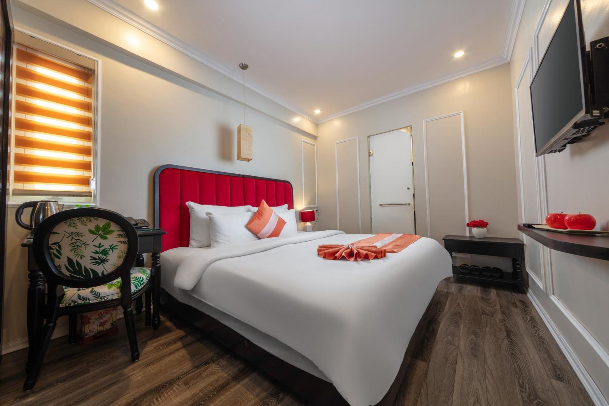 Omina Hanoi Hotel & Travel Exteriör bild