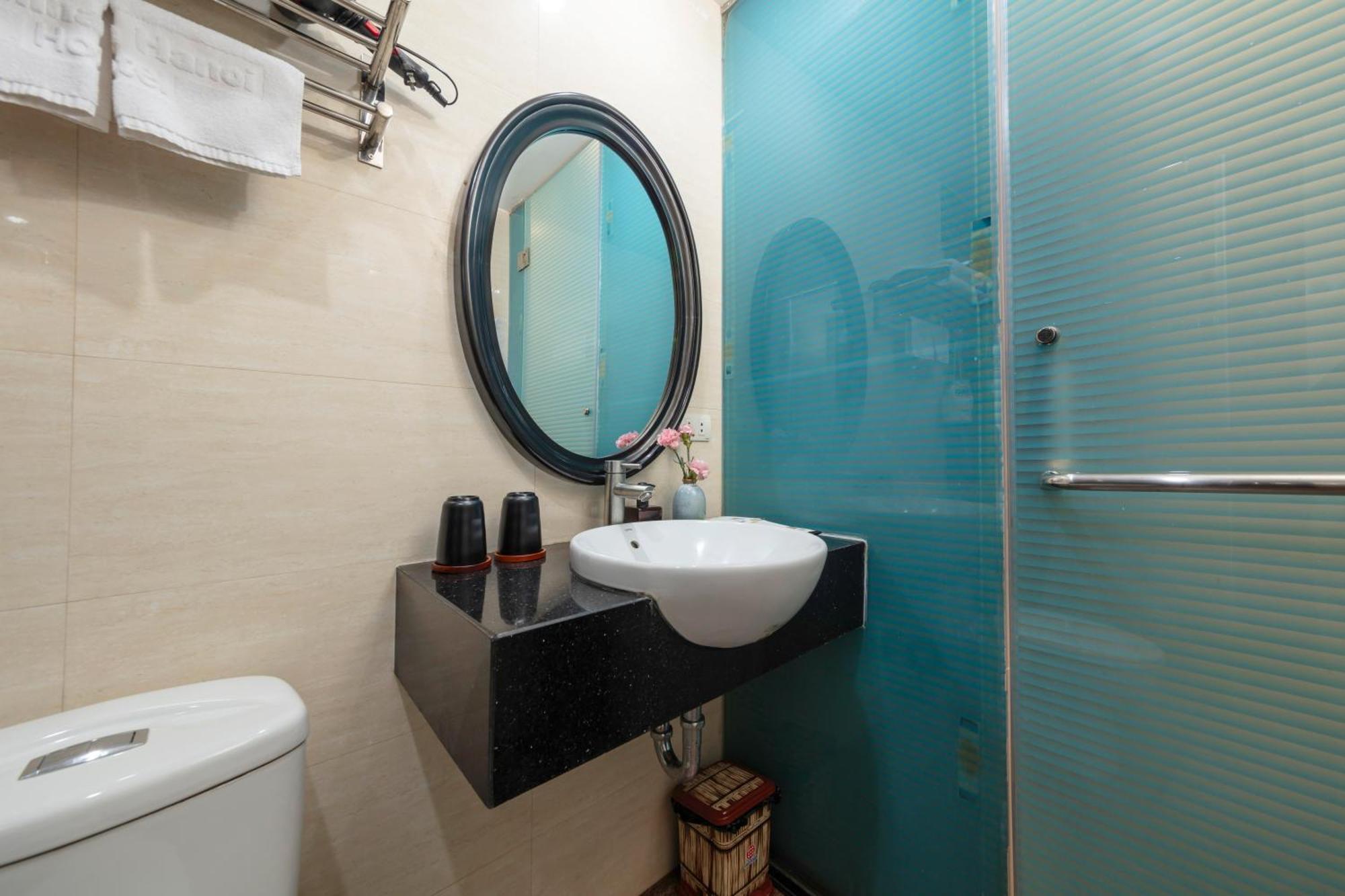 Omina Hanoi Hotel & Travel Exteriör bild
